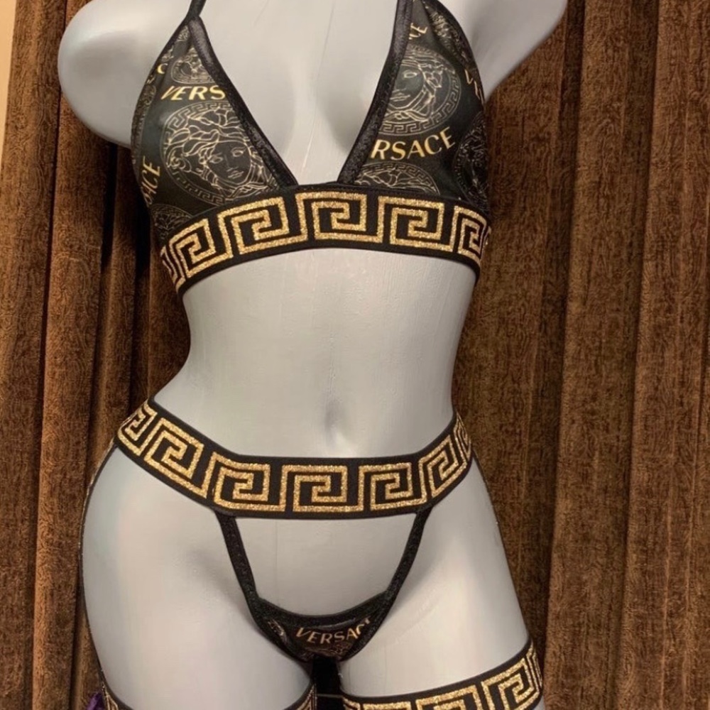 Versace lingerie/Swimsuit